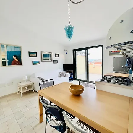 Panoramico Διαμέρισμα Λα Μανταλένα